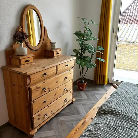 Mit Kahnstelle Apartment *